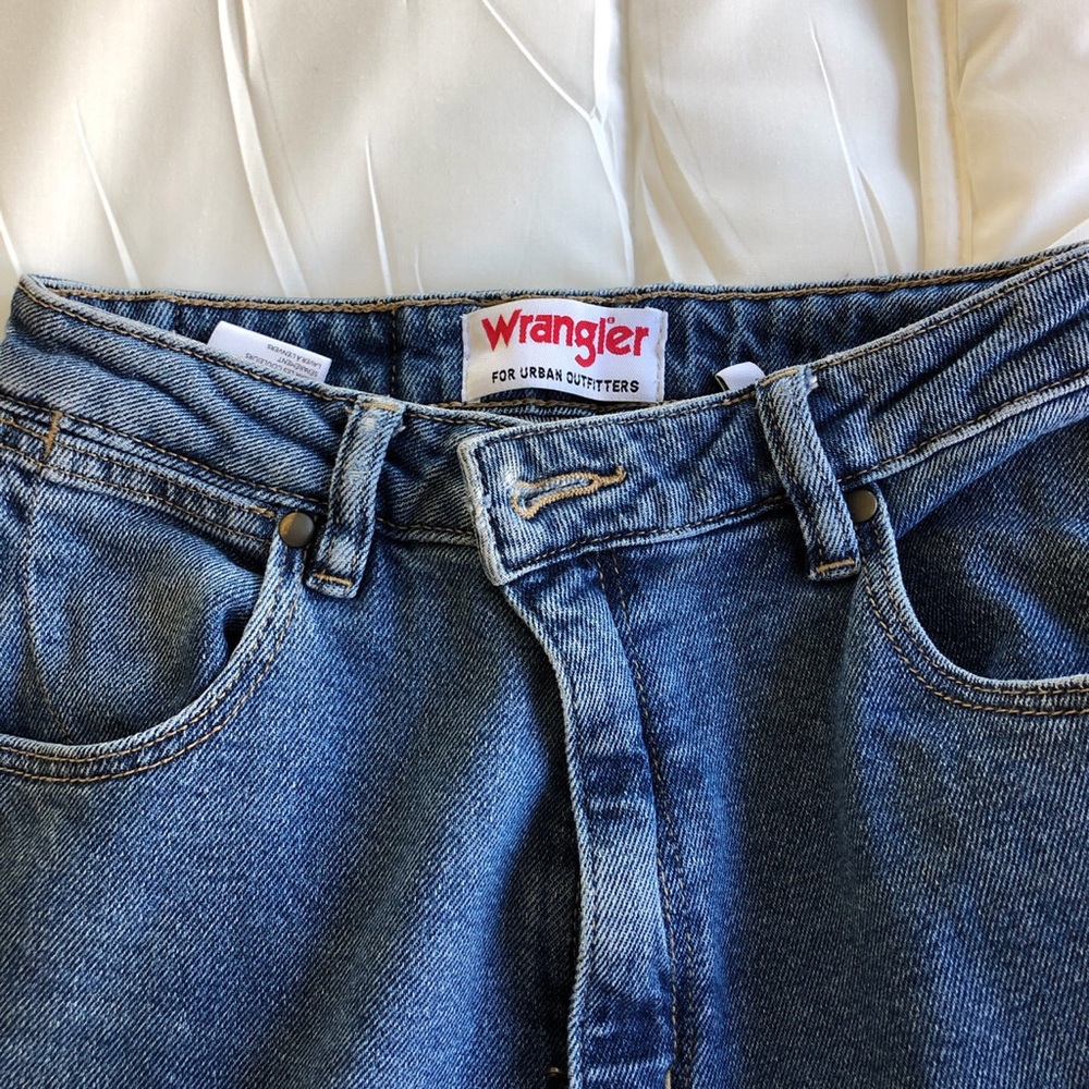 COPY - Urban outfitters wrangler jeans sz 26